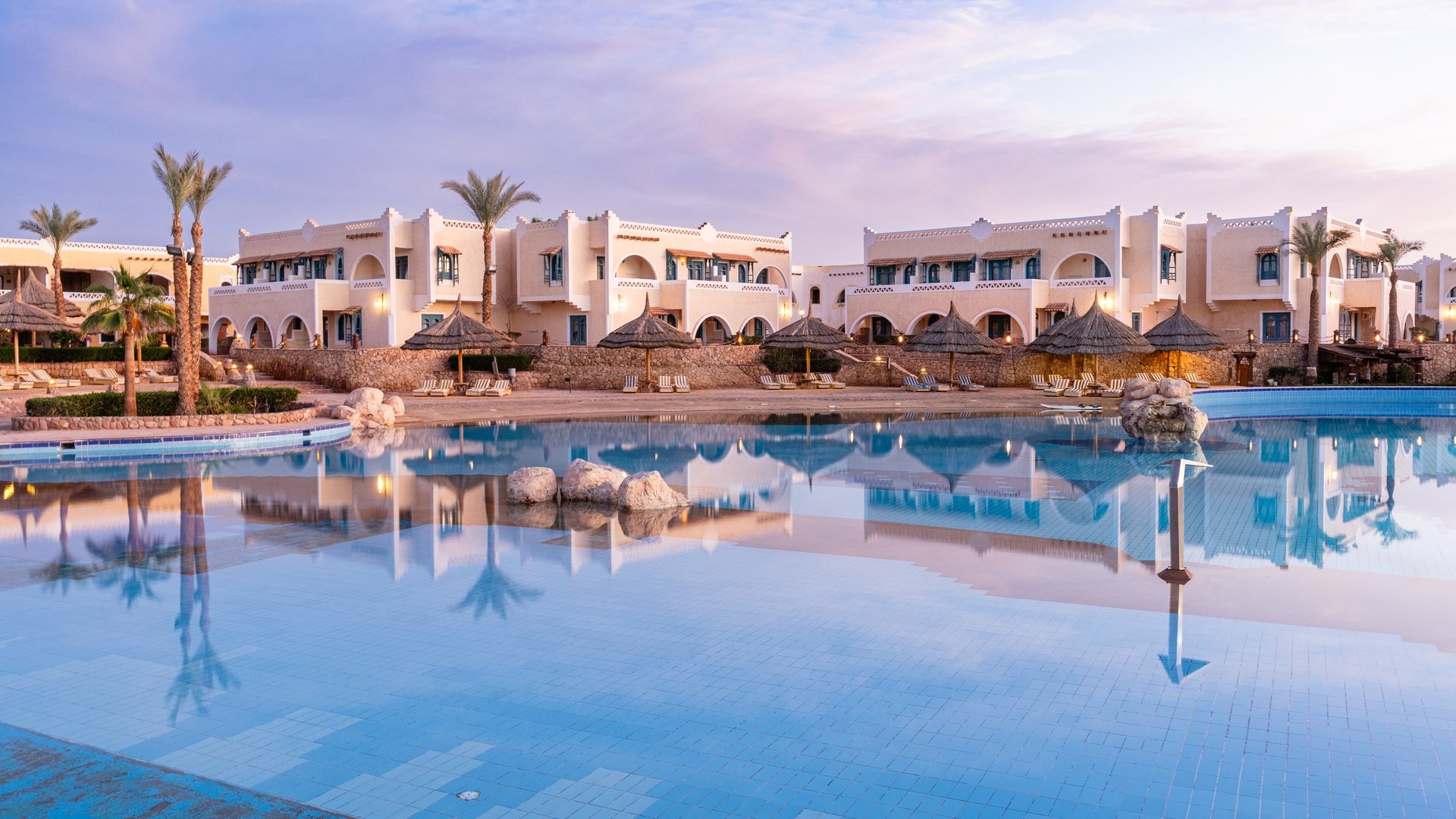 sharm-el-sheikh-faraana-reef-resort-hotel-camere-piscina.jpeg